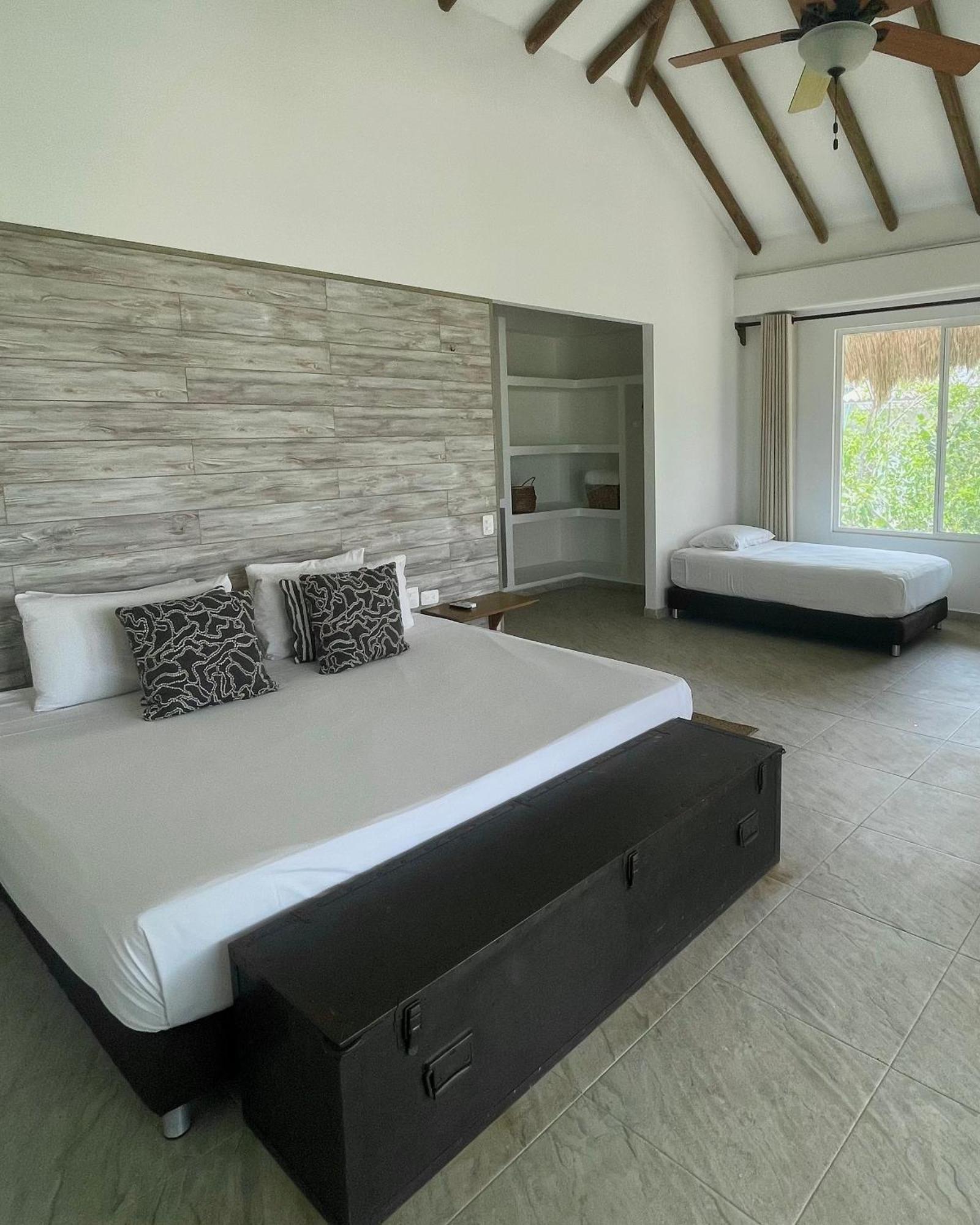 Sabai Beach Hotel Barú Ngoại thất bức ảnh